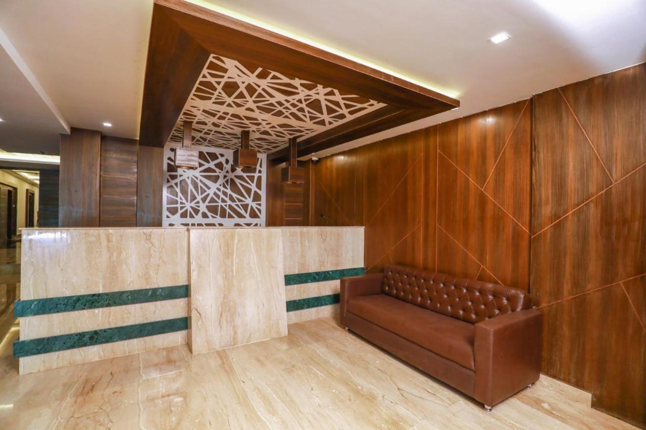 Cs Empire Hotel Lakshmanpur Exterior photo